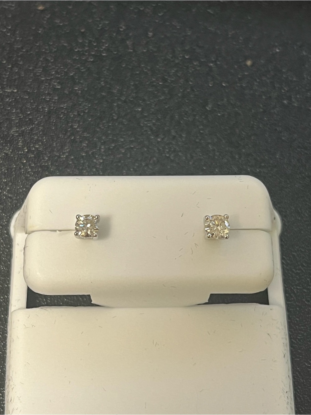 925 Sterling Silver Moissanite Stud Earrings 0.25 CTW